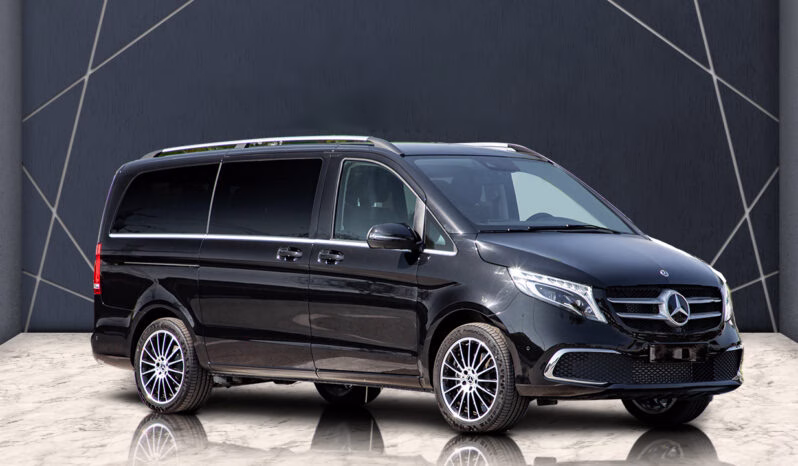 Mercedes-Benz V250 Avantgarde+ VIP Table Package full
