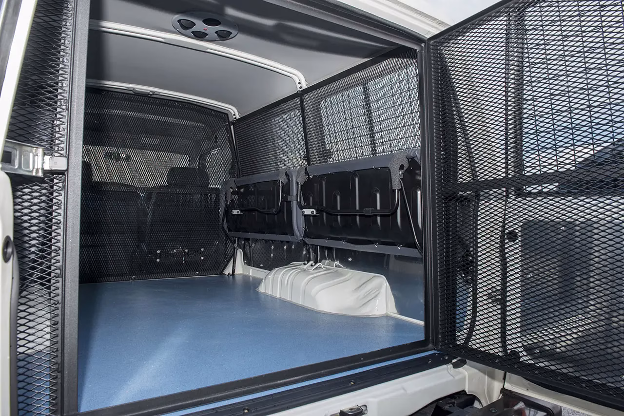 78-prison-van-interior-G6